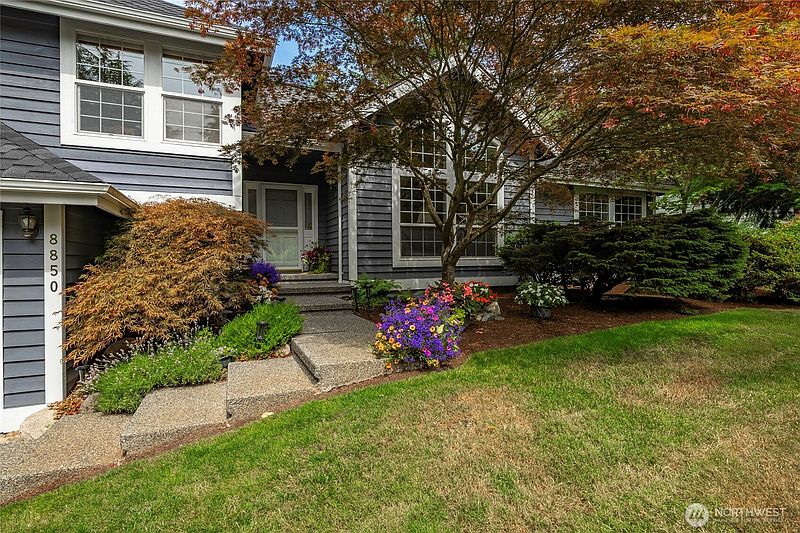 3rd image of 8850 Bald Eagle Drive
