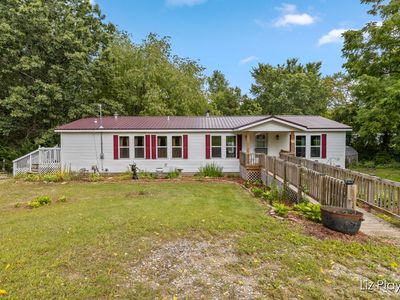 3079 E Bluewater Hwy, Ionia, MI, 48846