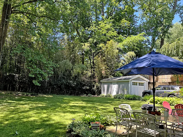 203 Poplar Dr — Photo 19