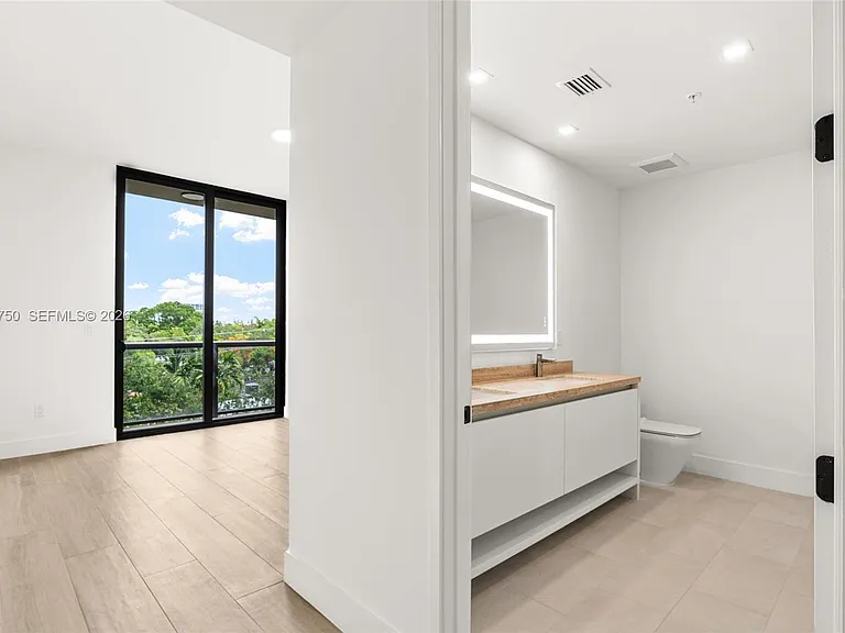 3034 Oak Ave #LPH2 — Photo 23