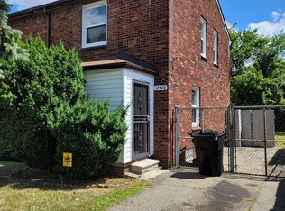 19426 Greenfield Rd, Detroit, MI 48235