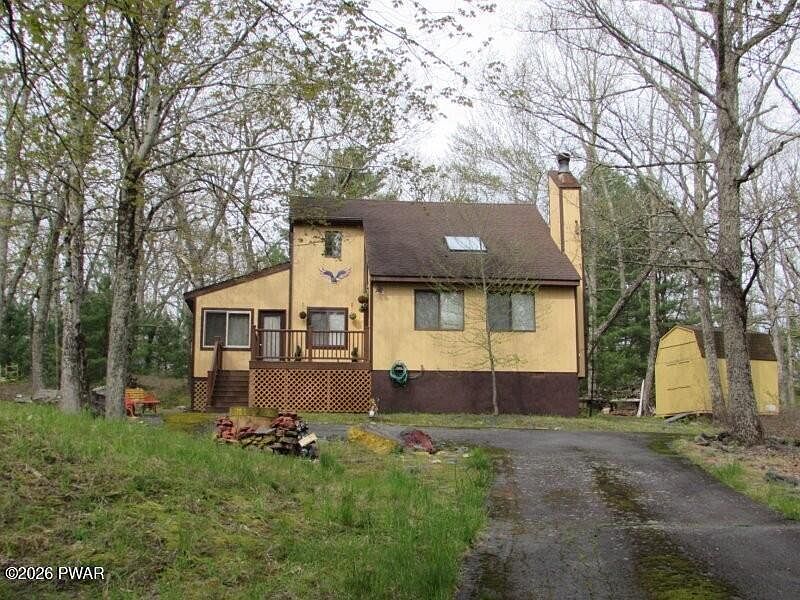 1st image of 328 Maple Ridge Dr