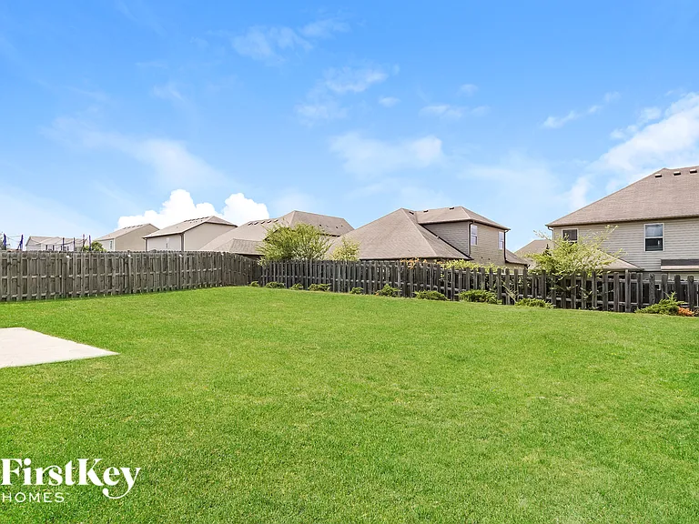 134 Rosegate Dr — Photo 15