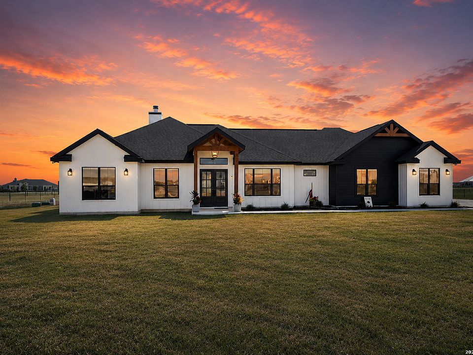 1st image of 452 Farmstead