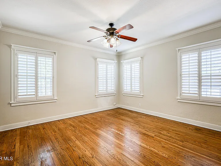 715 E Robinson Ave — Photo 28