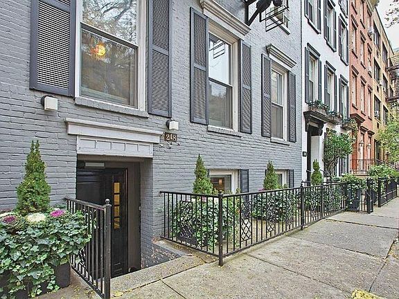 5th image of 248 E 32nd St APT 2A