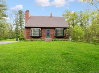 32 Potash Rd, Litchfield, CT 06759