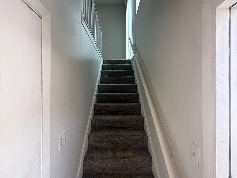1101 Spring Meadow Dr — Photo 25