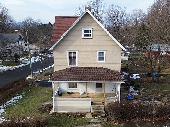 3rd image of 4 Home Ave