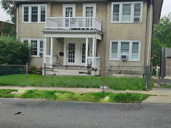 122-124 Ridgewood Pl, Staten Island, NY 10301
