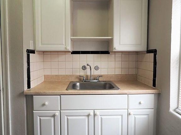 5th image of 5412 Chippewa St #2WE