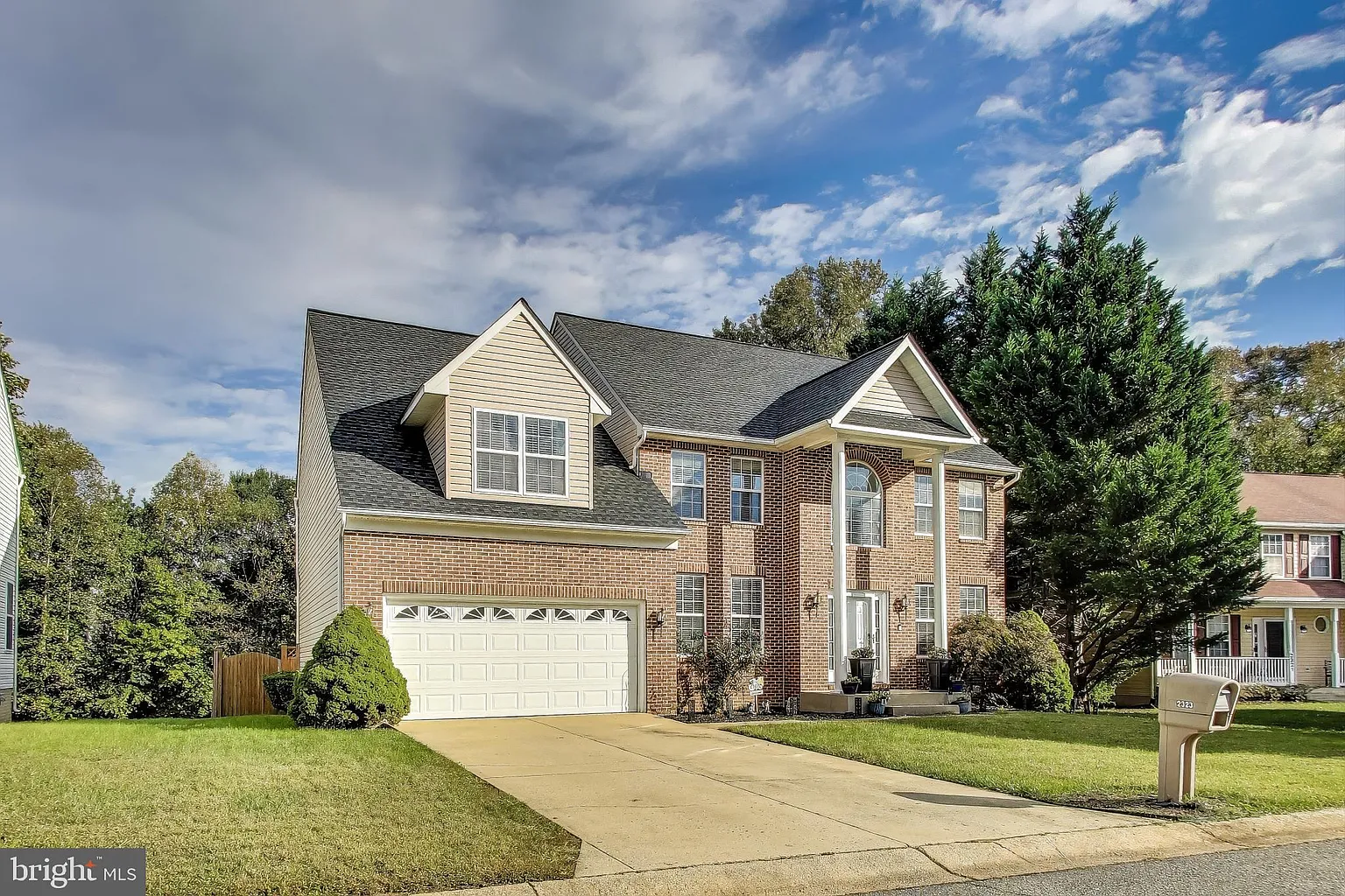 2323 Springdale Ln photo 1