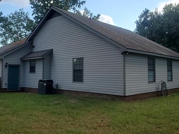 3rd image of 204 Kelliwood Dr
