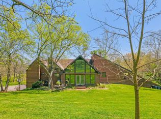 195 Ashley Woods Rd, Lexington, KY 40509