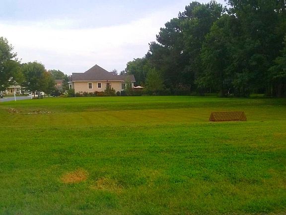 4th image of 4 Jordyn Ct