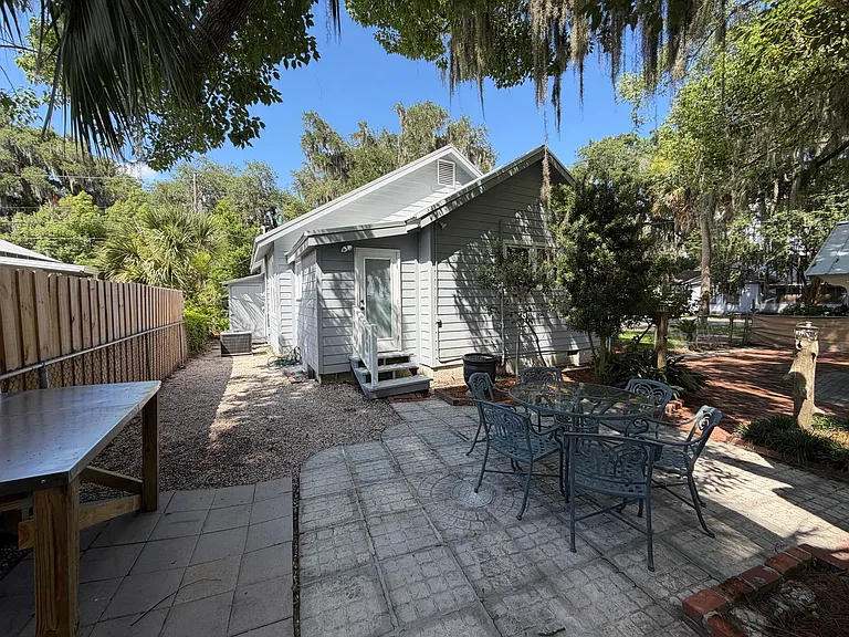 107 Screven St — Photo 32
