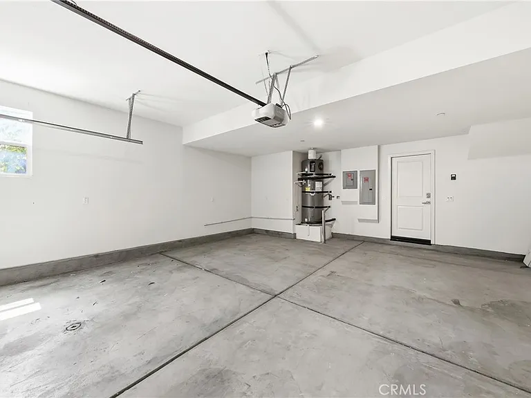 122 Citysquare — Photo 34