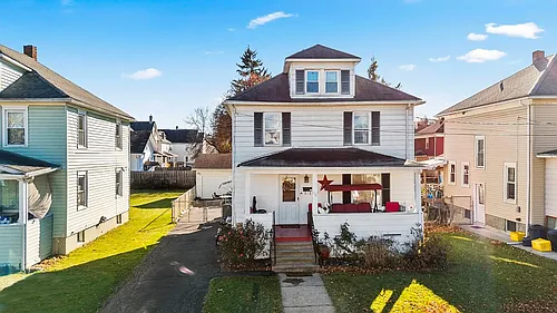 112 Grand Ave Photo 1