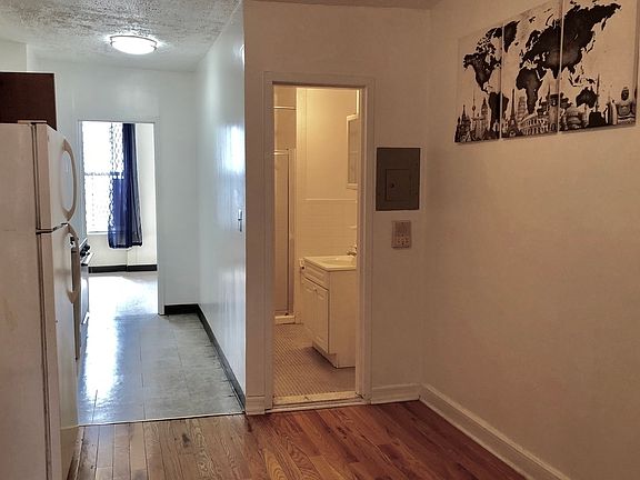 5th image of 424 E 83rd St APT 5E