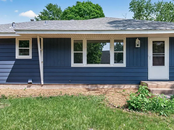 11241 Norway St NW, Coon Rapids, MN 55448