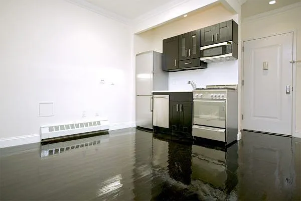 Rented by Jonis Realty | media 21