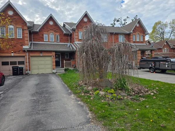 12 Huitema Ct, Barrie, ON L4N 9P9