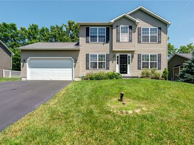 145 Festa Fairway Ln, Baldwinsville, NY, 13027