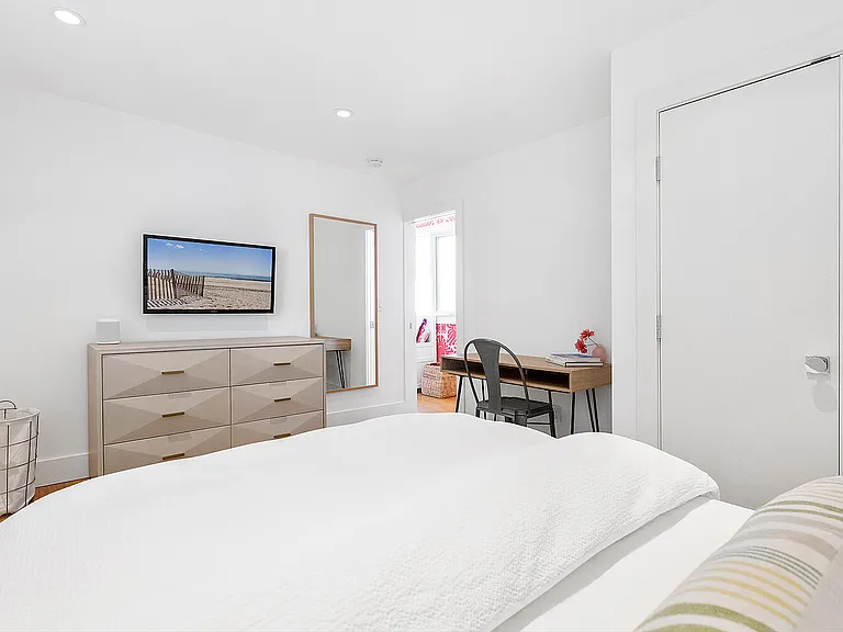 5 Rowman Ct — Photo 16