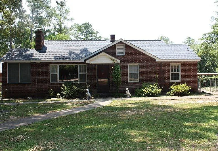 400 Cumberland Drive