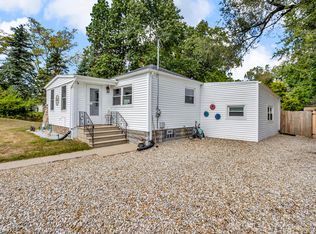 808 Eugene Ave, Jackson, MI