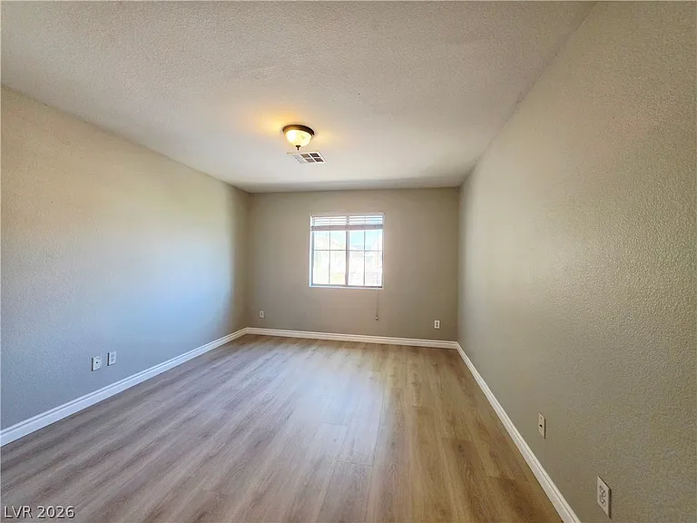 3549 Bella Sovana Ct — Photo 31