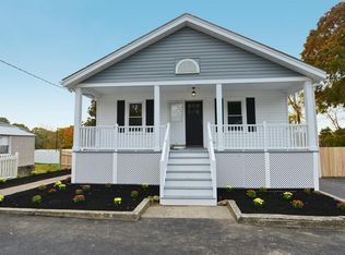 8 Vernal Ave, Foxboro, MA 02035