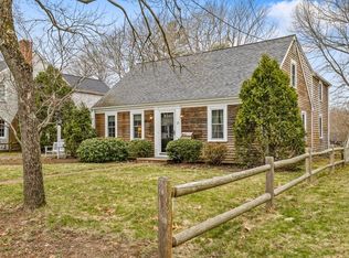 21 Sherwood Rd, Hingham, MA 02043