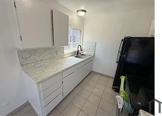 1430 Tami Lee Dr #3 — Photo 11