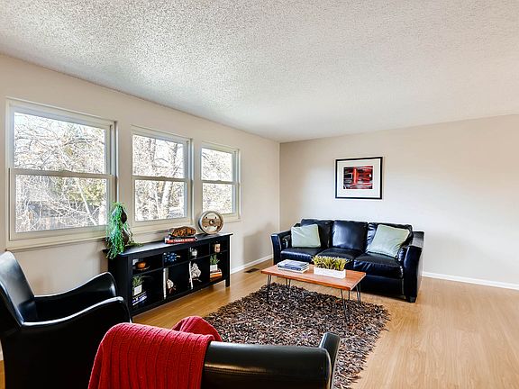 5th image of 13540 W 69th Pl