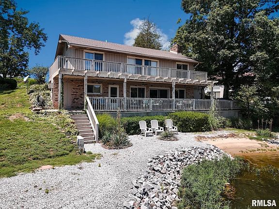 5th image of 595 Pyramid Ln