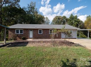 292 McKinney Rd, Marion, NC 28752