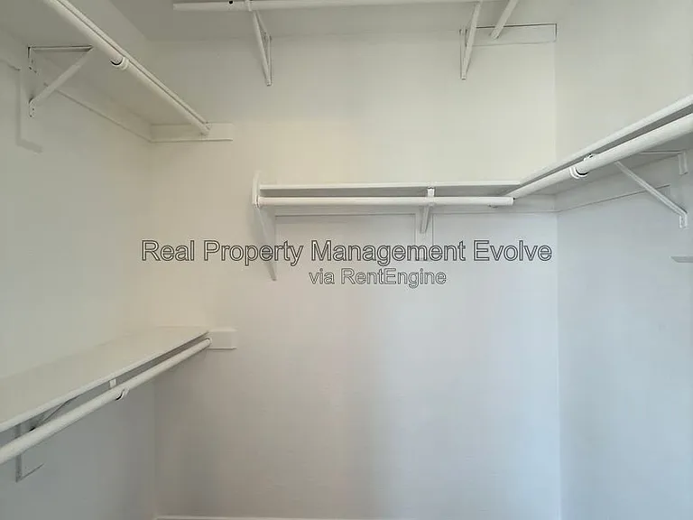 3725 E Taro Ln — Photo 22