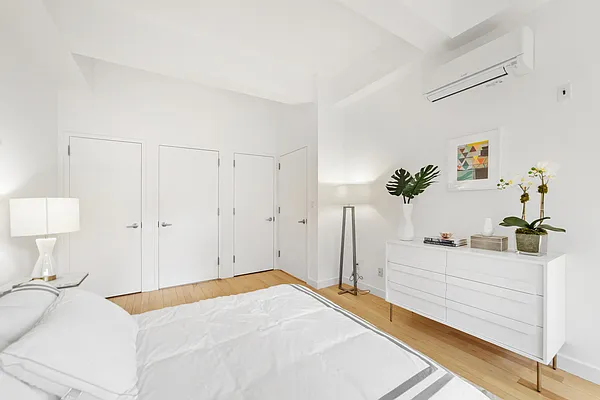 Sold by Corcoran | media 19