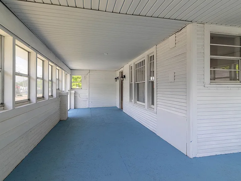108 Blount St — Photo 6