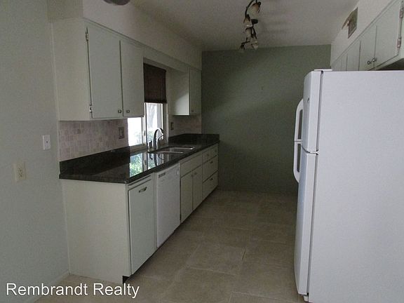 5th image of 10841 W Pineaire Dr