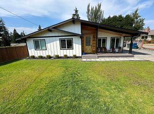 9023 221st St SW, Edmonds, WA 98026