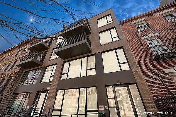 1st image of 138 Quincy St #3