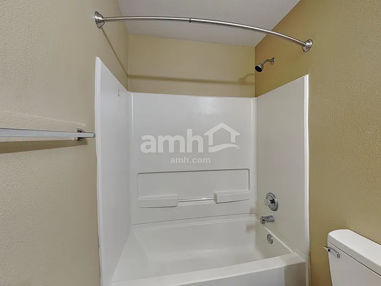 2335 Bridlewood Dr — Photo 16