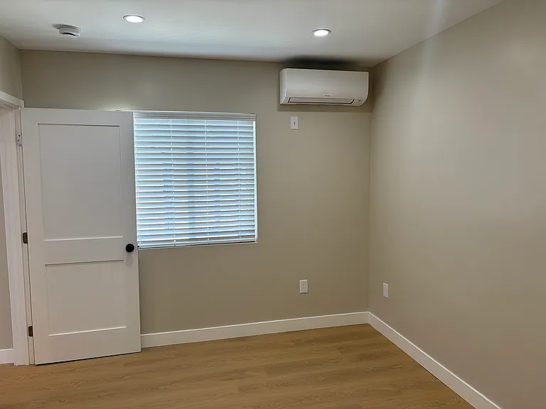 10546 La Mirada Blvd — Photo 12