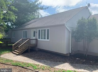 4413 Pleasant Valley Rd, Chantilly, VA 20151