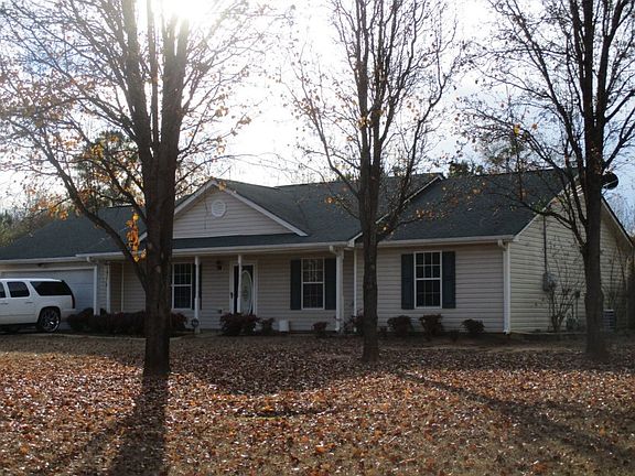 2nd image of 186 Floresta Dr