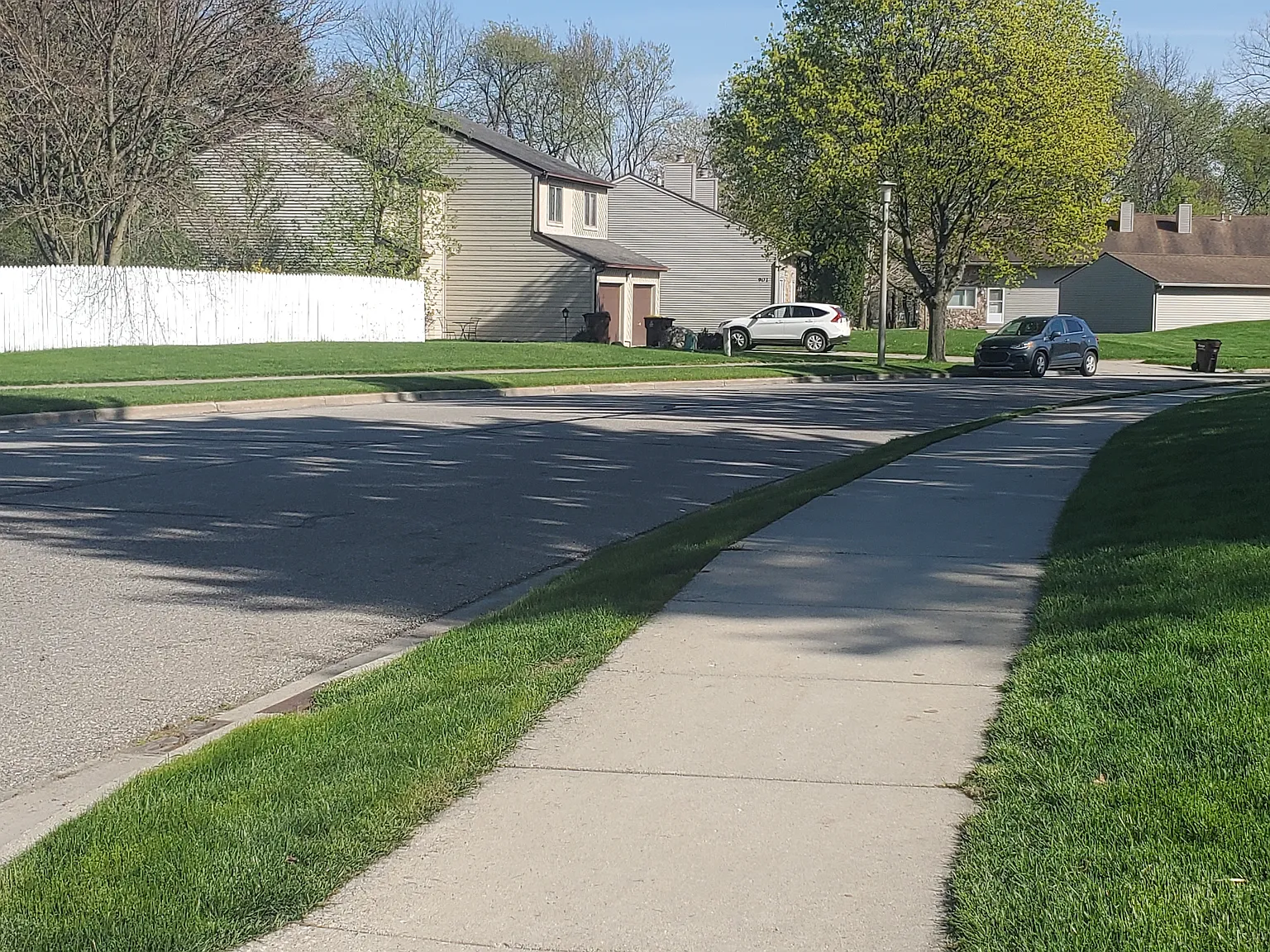 2 bed, 1.5 bath, 1500 sqft, $1,650 — Photo 2