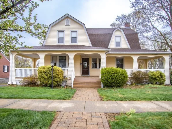 62 Ohio Ave, West Springfield, MA 01089