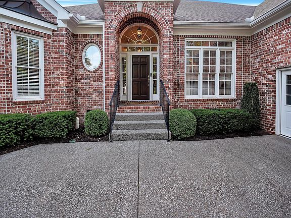2nd image of 125 Gallagher Dr